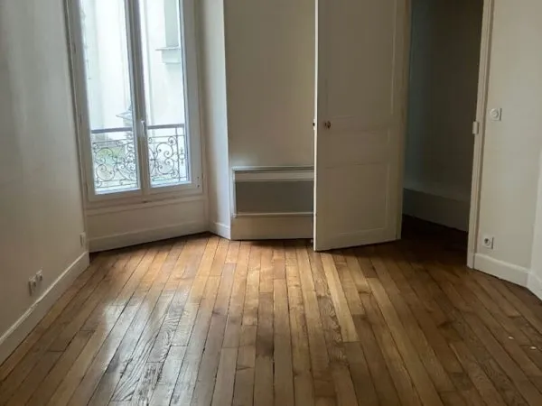Rue de Belleville - 3p de 54 m² à reunir au 3 éme