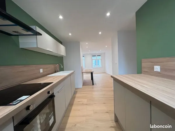 Superbe T3 rénové- emplacement ideal à Arras
