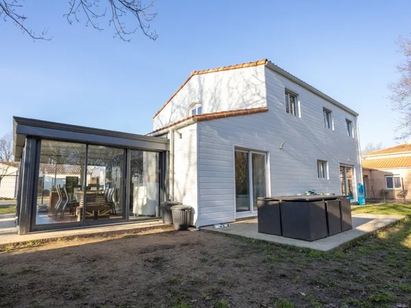 Maison 7 pièces 171 m²