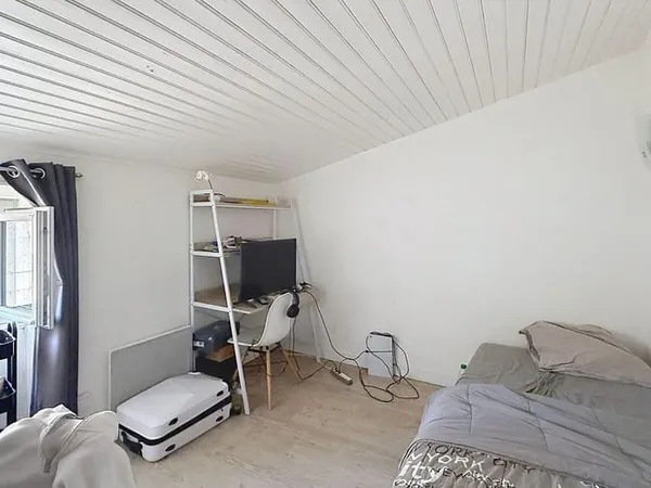 Immeuble de rapport 13 pièces 146 m²