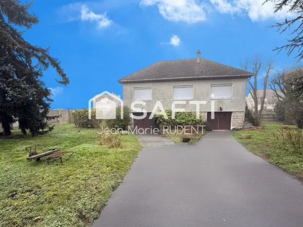 Poitevine - Maison 2 niveaux + combles - À RÉNOVER