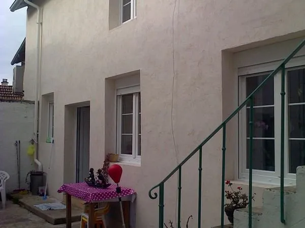 Grand appartement F4 de 100 m² à RANGUEVAUX