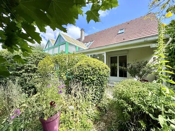 Maison avec magnifique jardin a l'anglaise