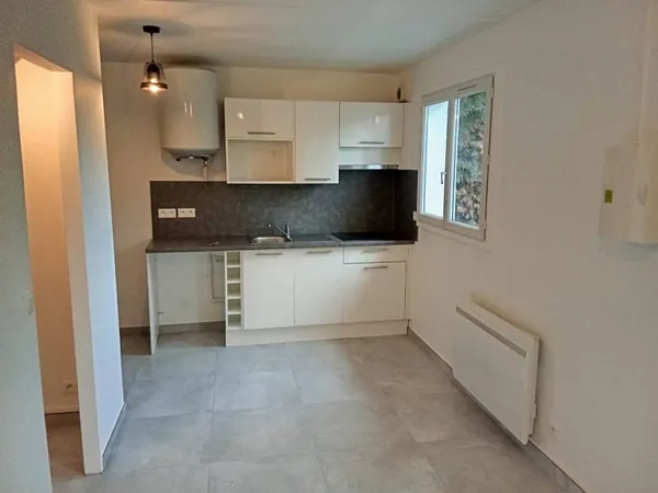 Studio 1 pièce 26 m²