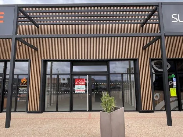 Local commercial Langlade 100 m2