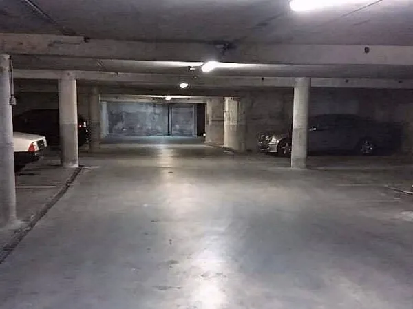 Parking 10 m²