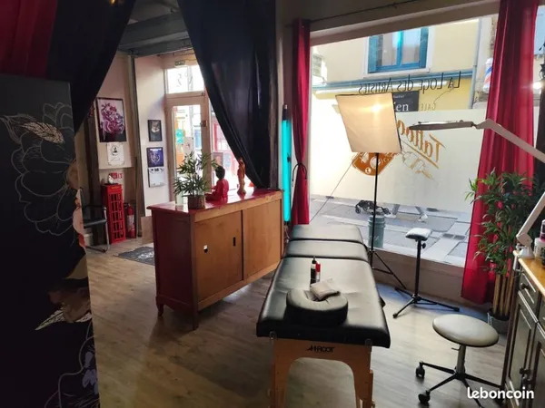 Local commercial ou appartement 42 m²