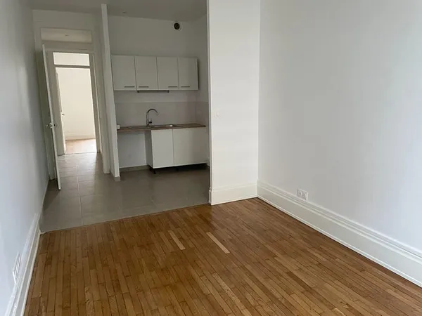 27 RUE ETIENNE RICHERAND