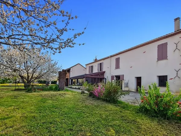 Maison 5 pièces 170 m²
