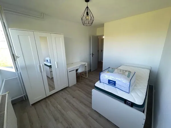 Appartement 6 pièces 85 m²