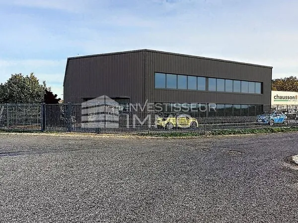 Local d'activité 850 m²