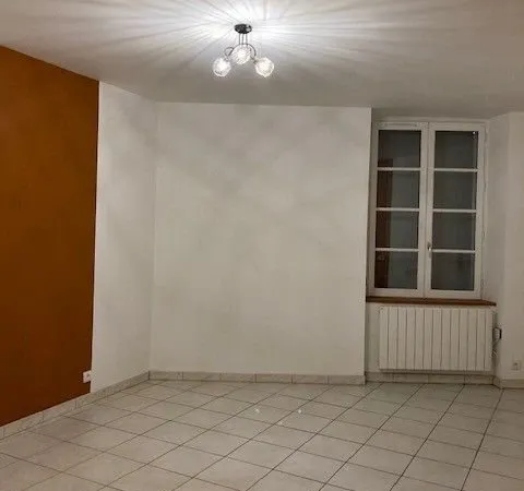 Appartement a louer a l'annee