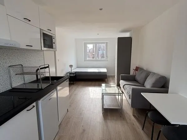 Studio 1 pièce 28 m²