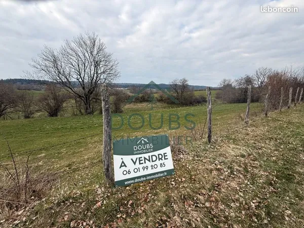 Terrain 635 m² Le Luhier