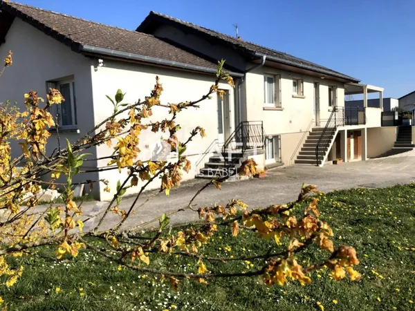 Maison familiale 207m2 avec piscine et tranquillité