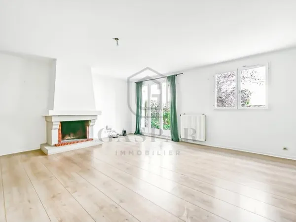 Vends maison - 130.52m² - 5 pièces, 4 chambres - Massy 91300