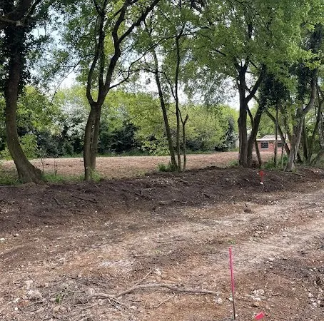 Terrain 689 m²