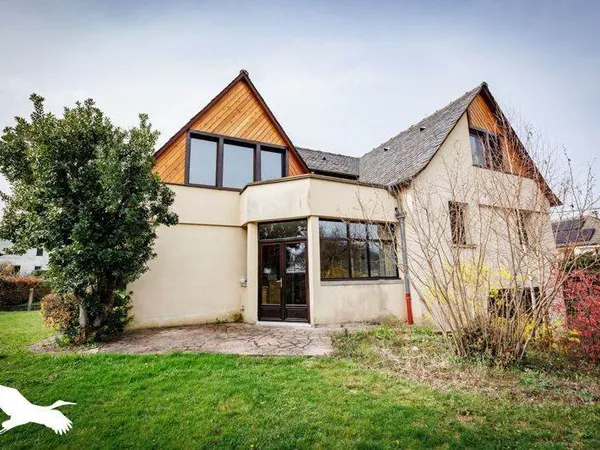Maison de ville de 8 pièces principales