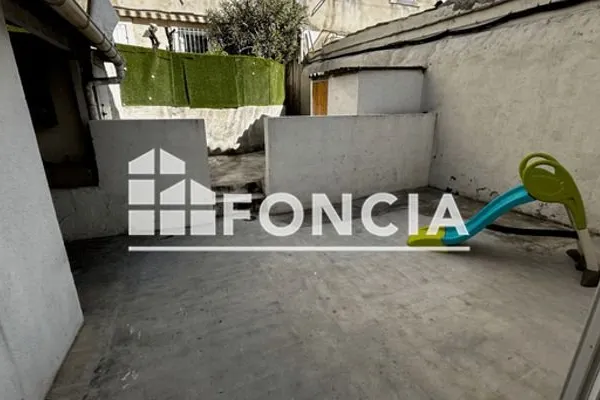 Maison Location Marseille 3p 59m² 841€