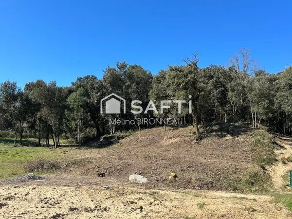 Terrain en individuel 1253 m²