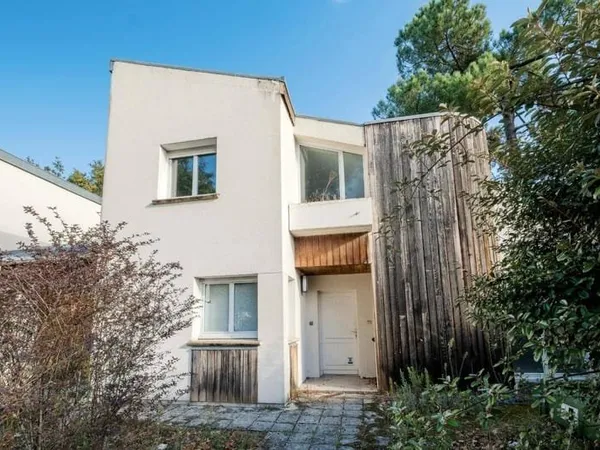 Maison 4 pièces 138 m²