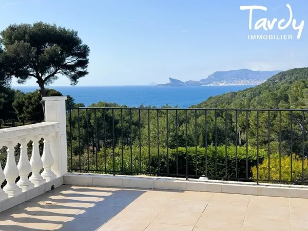 Villa vue mer et accès mer - 83270 SAINT-CYR-SUR-MER