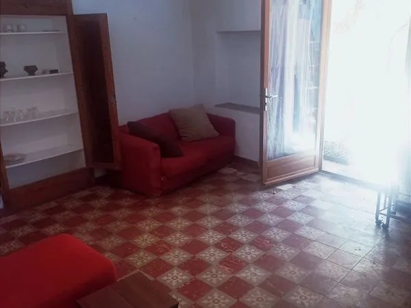 Appartement indépendant 35 m² - rez-de-chaussée de maison - calme