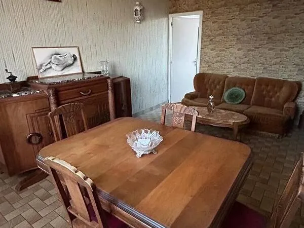 Appartement dans maison à rénover