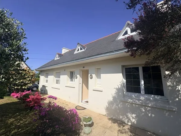 Maison de plain-pied 7 pièces 139 m²