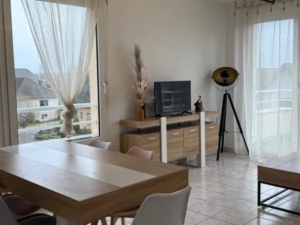 T3 meublé 65m2 avec balcon -LIPSHEIM Proche gare 🚉