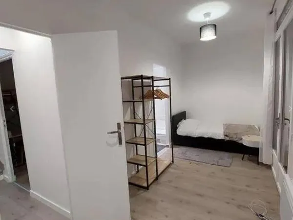 Studio 1 pièce 25 m²