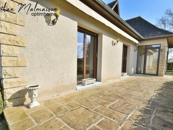 Maison avec Sous-Sol Total et Combles Aménageables
