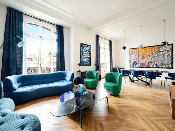 Paris 16e - VICTOR HUGO / POMPE - Appartement à vendre - 6 pièces - 216,67m² Carrez - 3/4 chambres -