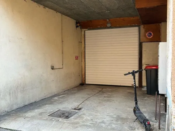 Garage centre ville Oyonnax