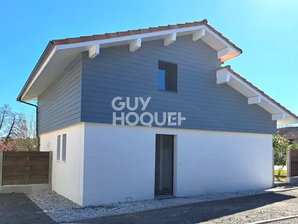 Maison meublée neuve 4 pièces avec jardin