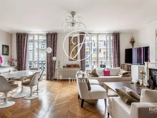 Paris 17e - WAGRAM / MALESHERBES - Appartement à vendre - 6 pièces - 174,17 m² Carrez - 181,90m² au 