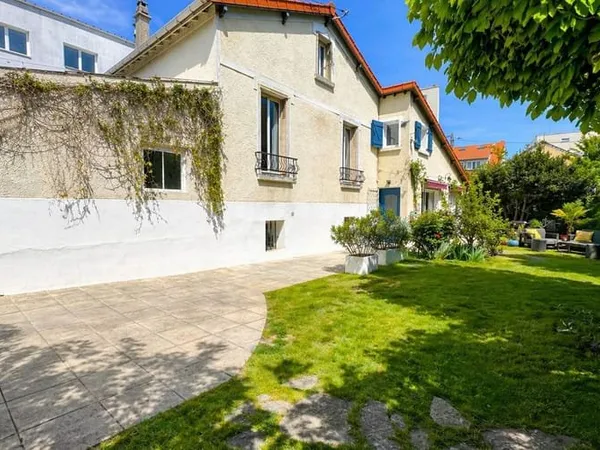 Maison 5 pièces 158 m²