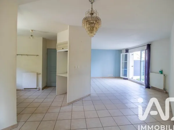 Maison 5 pièces 1112 m²