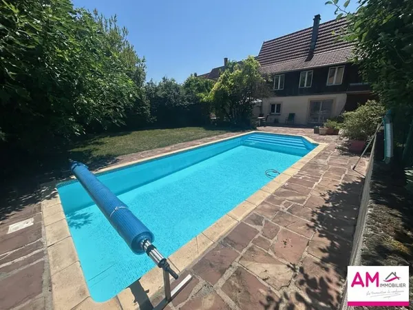 Maison 6 pièces 185 m²