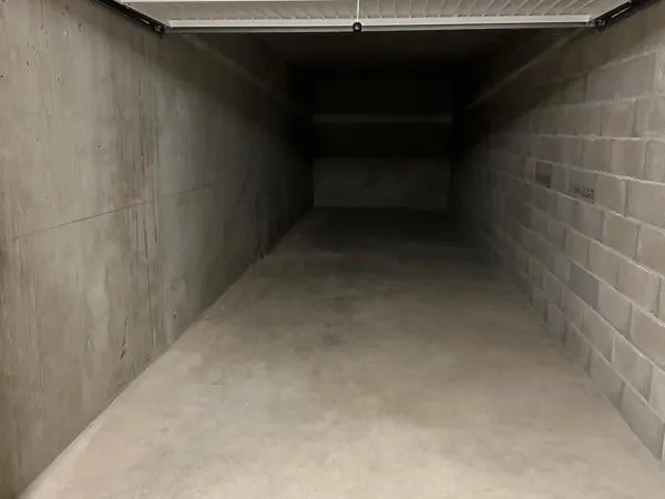 Box garage