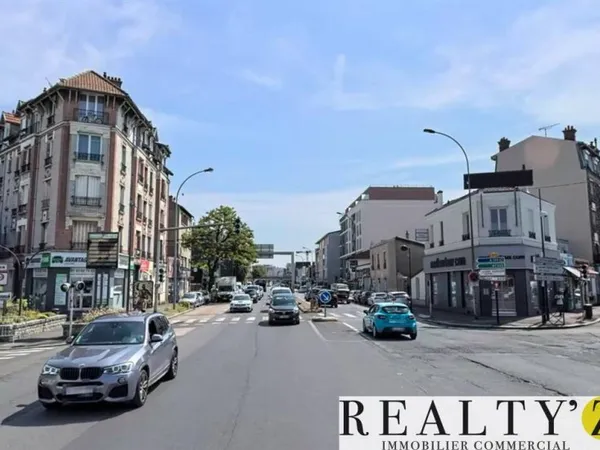 Boutique 737 m²