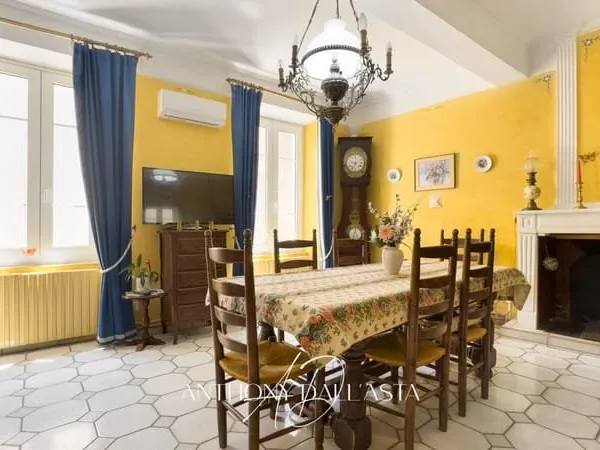 Maison Alzonne 6 pièce(s) 207 m2