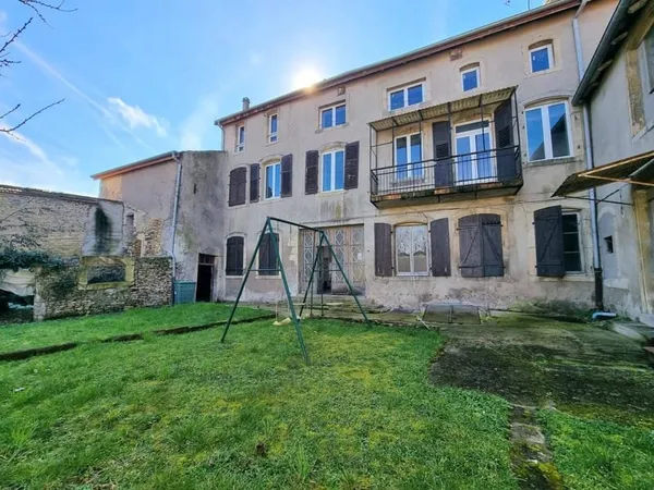 Immeuble 650 m²