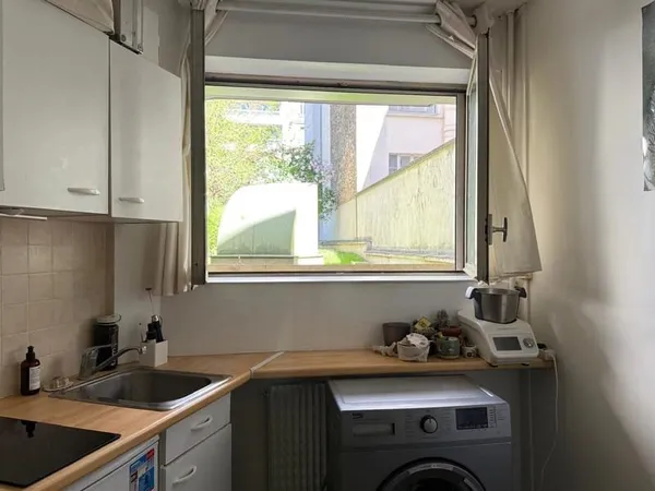 RUE AMELOT - STUDIO AU CALME SANS VIS À VIS - IDÉAL PIED À TERRE OU LOGEMENT ÉTUDIANT