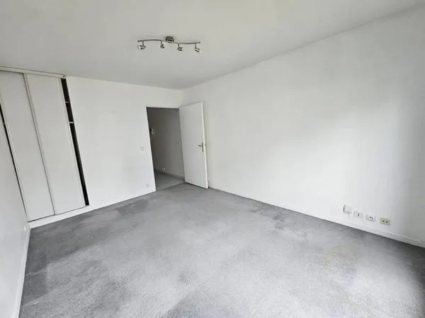 Studio 1 pièce 21 m²