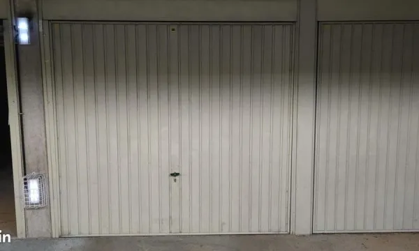 Garage/box 14 m² Pau