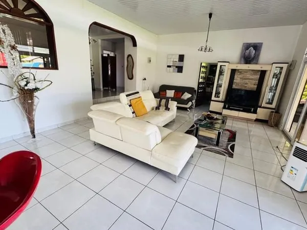 Maison 4 pièces 139 m²