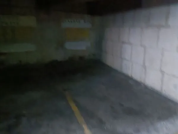 A vendre trois places de parking