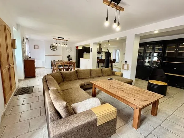 Maison 4 pièces 157 m²