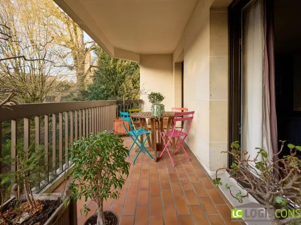 APPARTEMENT - LE BOIS FLEURI